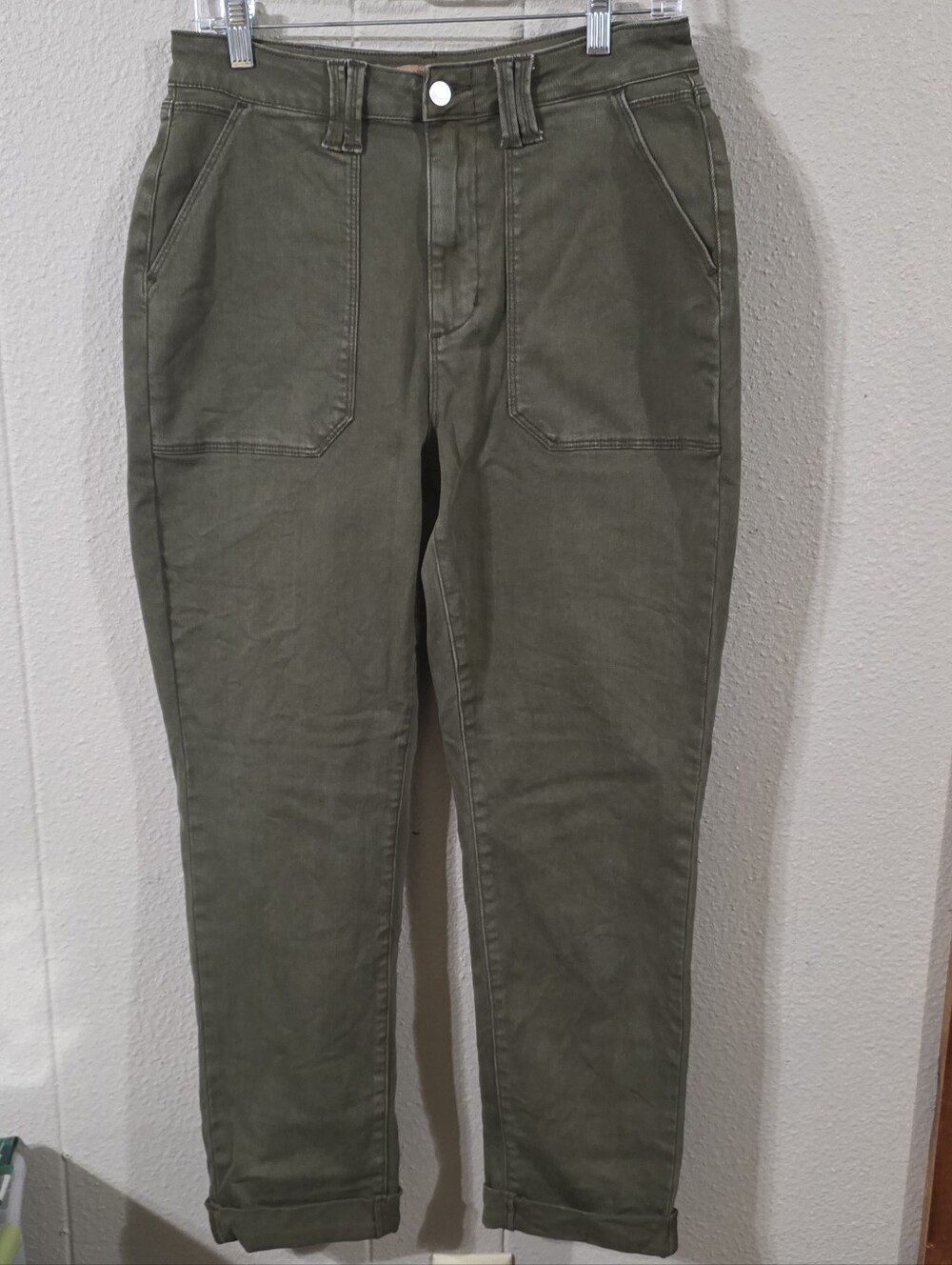 Women's Judy Blue Cuffed Pants Green Sz 29/9